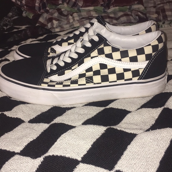 Old Skool Checkerboard Vans - Picture 1 of 3
